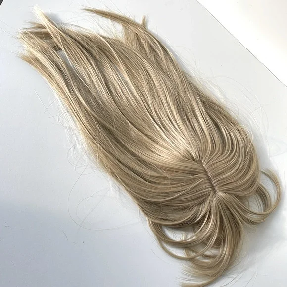 NWT wheat blonde topper light HAND TIED center part with bangs 16-17” new silk